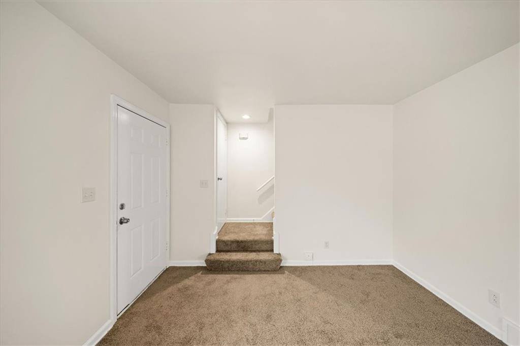 6625 Floyd Street, Overland Park, KS 66202