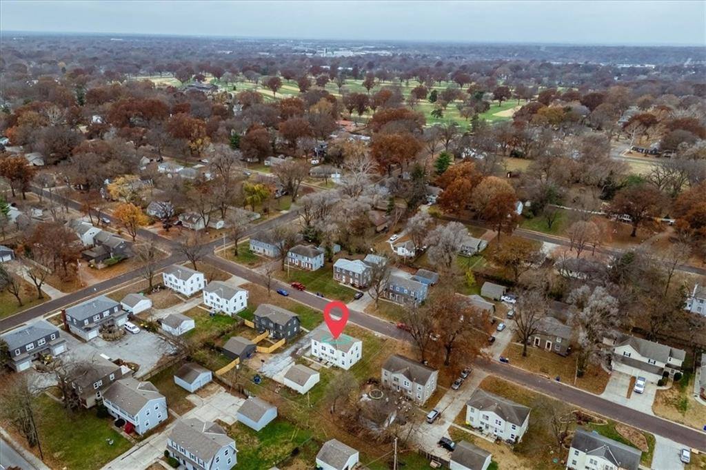 6625 Floyd Street, Overland Park, KS 66202