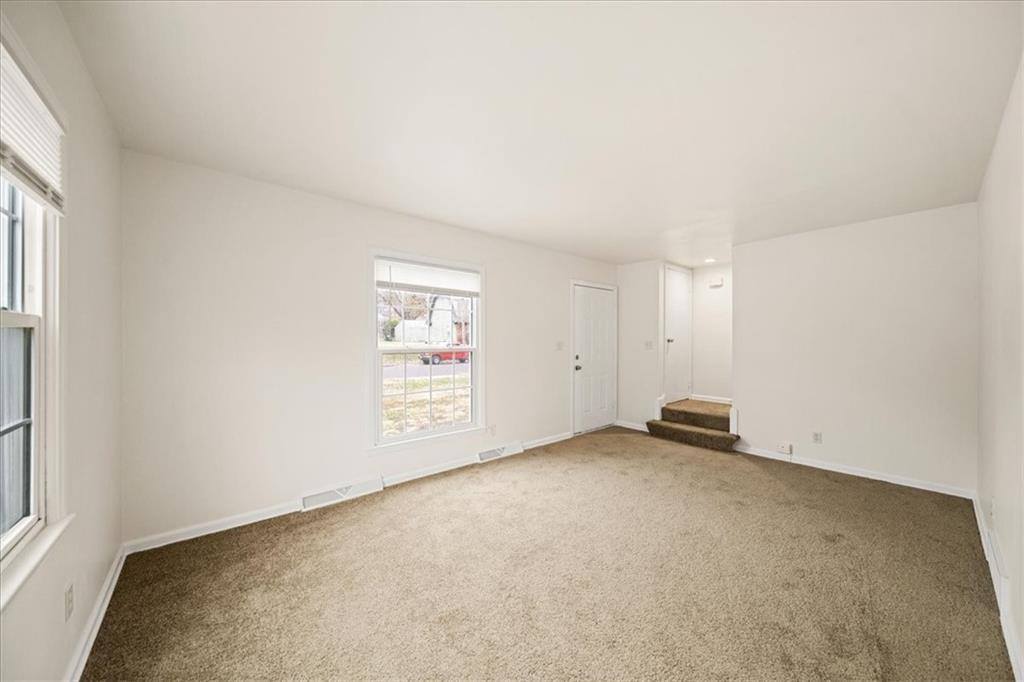 6625 Floyd Street, Overland Park, KS 66202