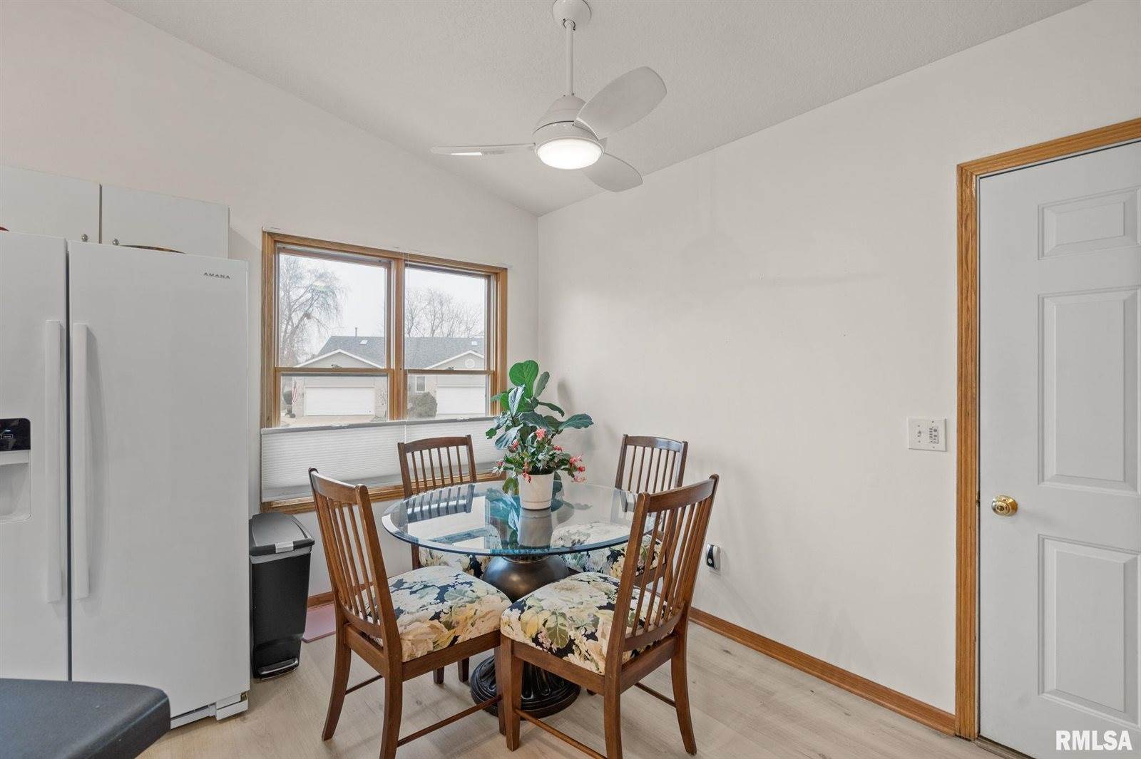 4000 Prairie Lane, Bettendorf, IA 52722