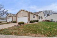 4000 Prairie Lane, Bettendorf, IA 52722