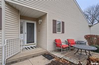 4000 Prairie Lane, Bettendorf, IA 52722