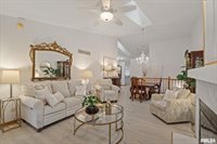 4000 Prairie Lane, Bettendorf, IA 52722