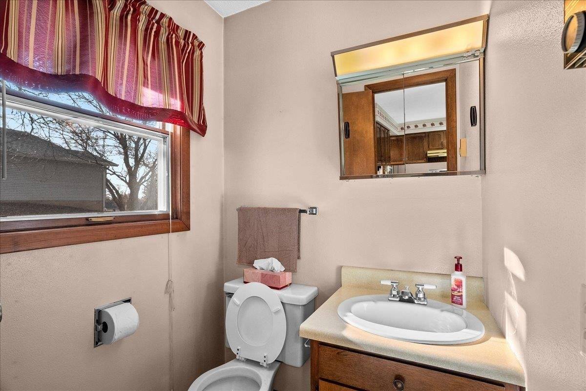 120 W 20th Street, Neillsville, WI 54456