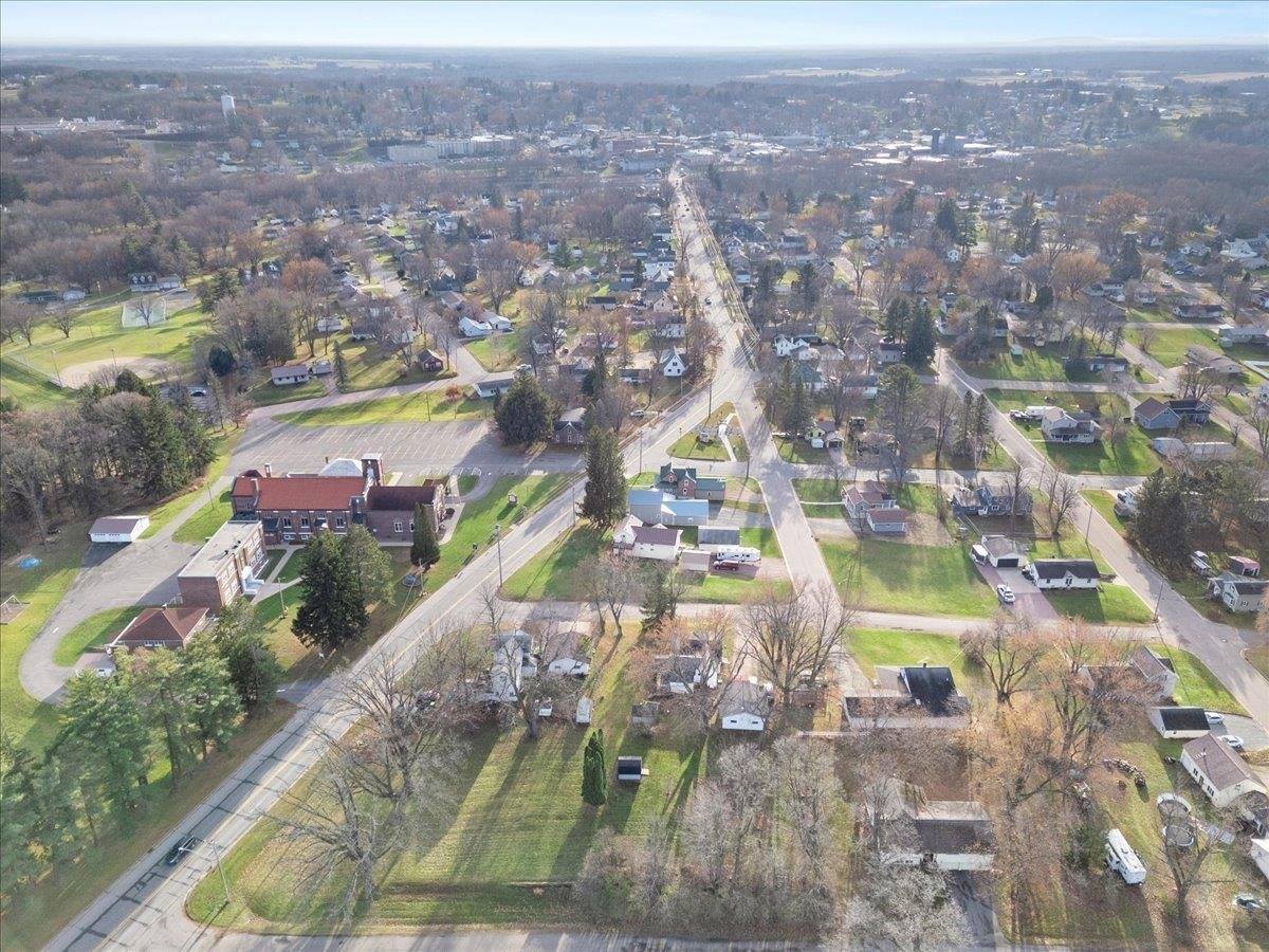 120 W 20th Street, Neillsville, WI 54456