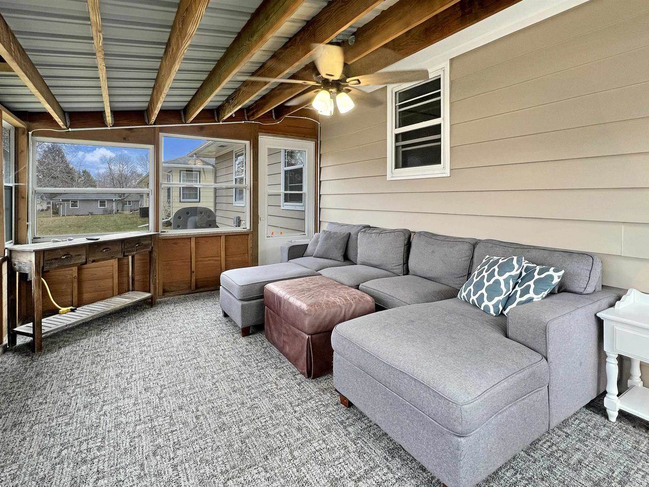 937 Seymour Street, Reedsburg, WI 53959