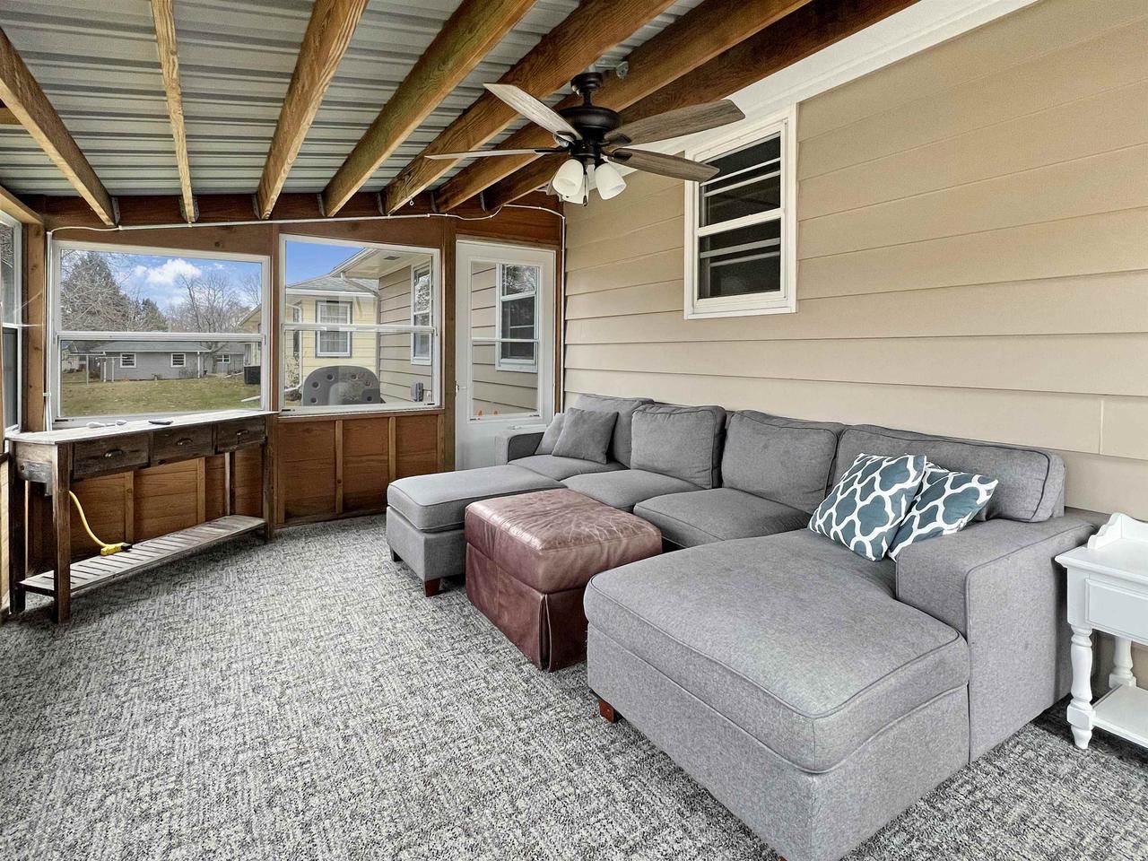 937 Seymour Street, Reedsburg, WI 53959