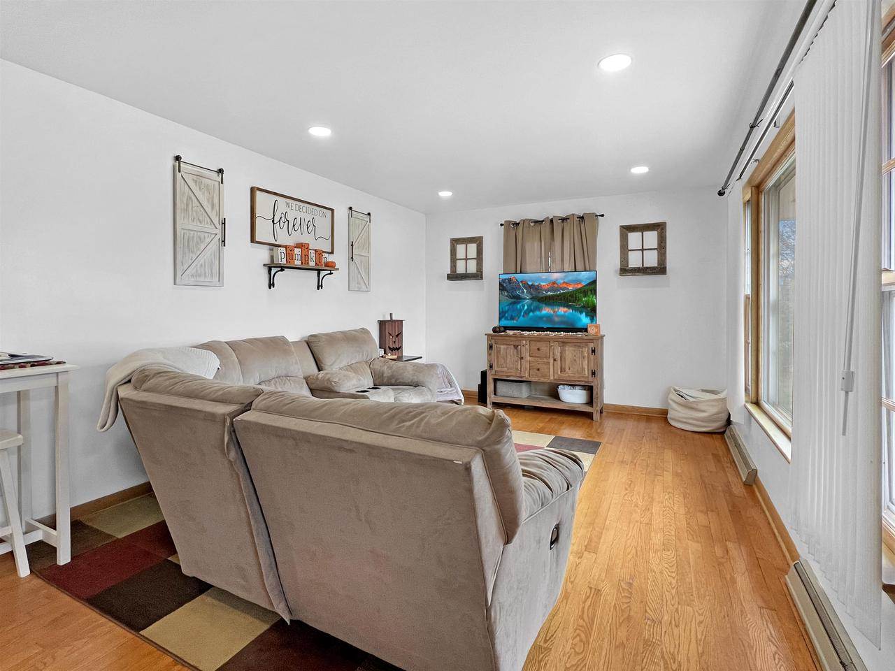 937 Seymour Street, Reedsburg, WI 53959