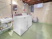 937 Seymour Street, Reedsburg, WI 53959