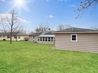 937 Seymour Street, Reedsburg, WI 53959