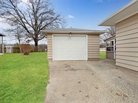 937 Seymour Street, Reedsburg, WI 53959