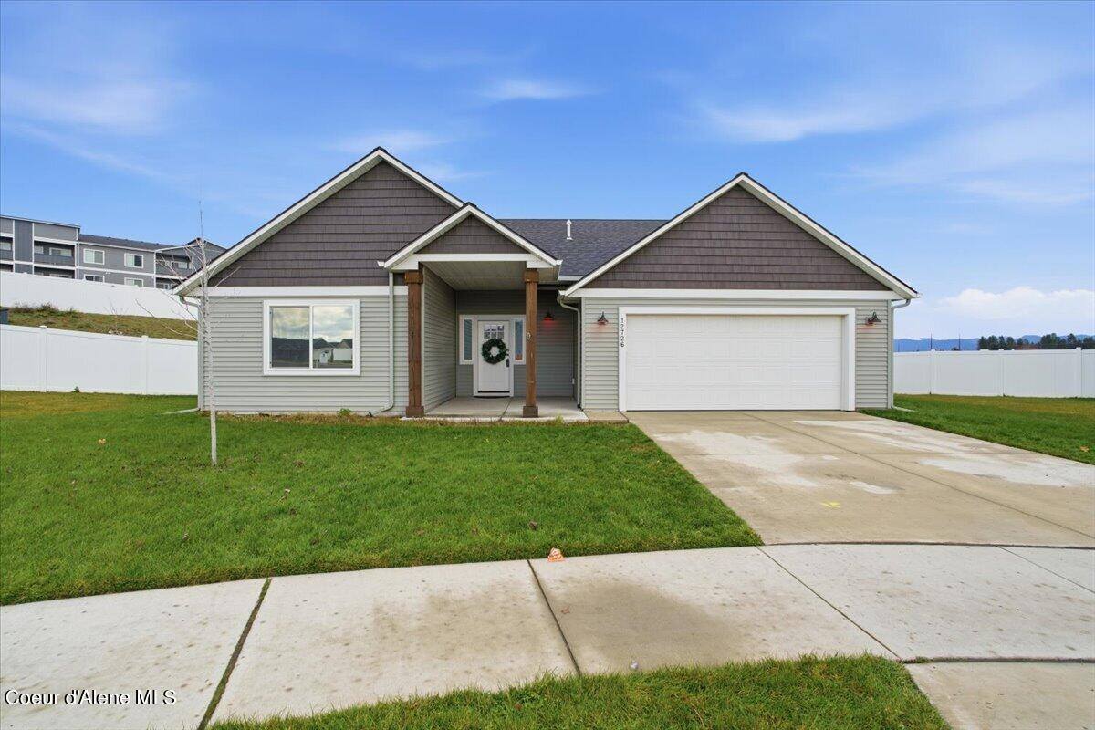 12726 North Cavanaugh Dr, Rathdrum, ID 83858