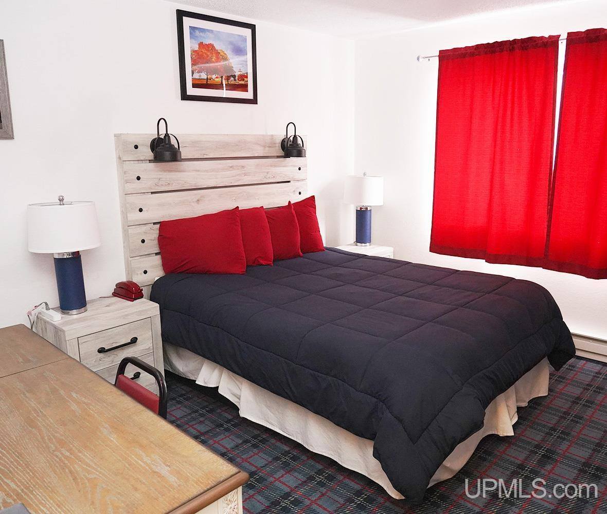 190 E M - 35 Highway, Gwinn, MI 49841