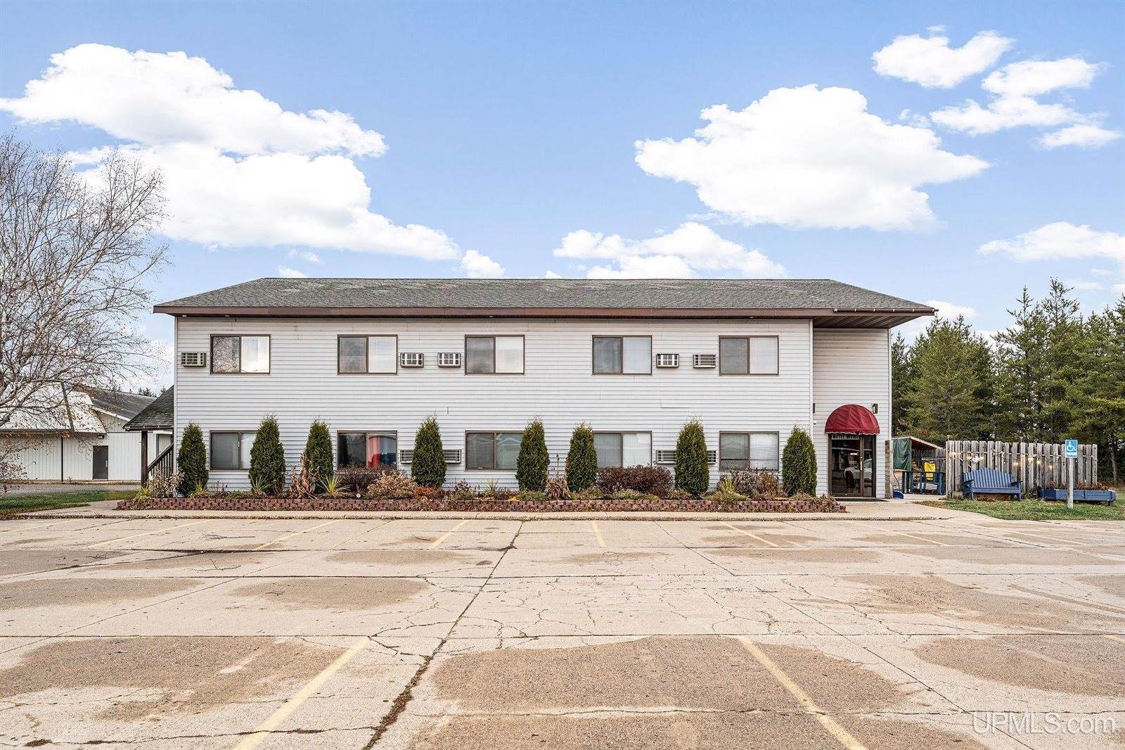 190 E M - 35 Highway, Gwinn, MI 49841