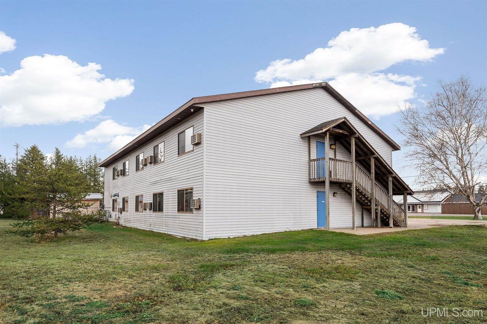 190 E M - 35 Highway, Gwinn, MI 49841