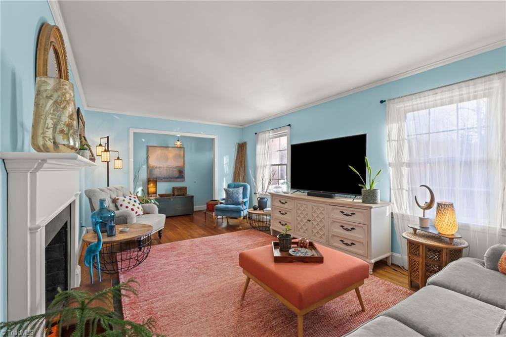 5811 Meadow Lane, Pfafftown, NC 27040