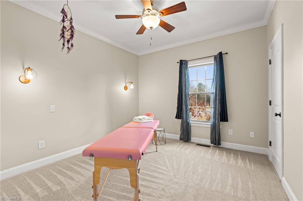 6318 Gray Farm Road, High Point, NC 27263