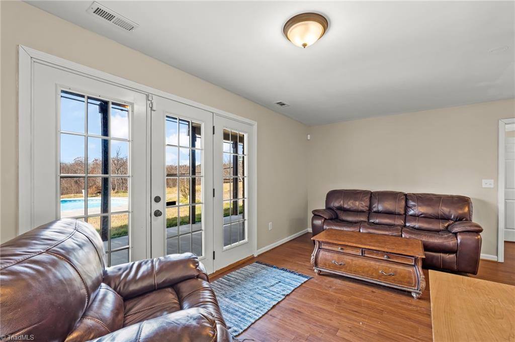 6318 Gray Farm Road, High Point, NC 27263