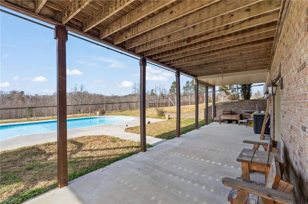 6318 Gray Farm Road, High Point, NC 27263