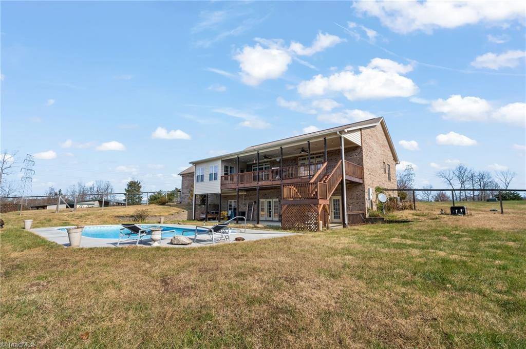 6318 Gray Farm Road, High Point, NC 27263