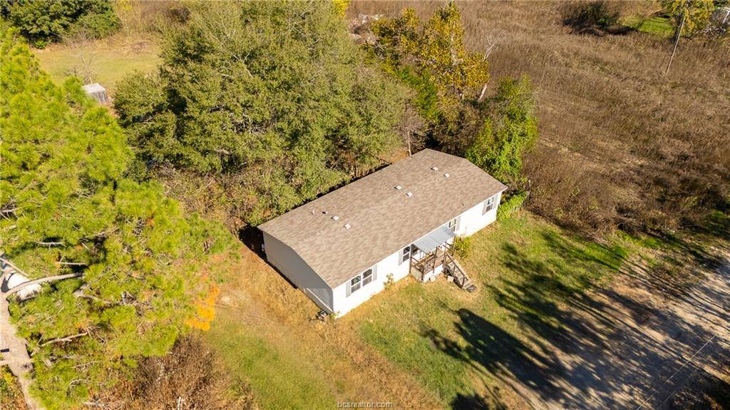 604 Sanders Lane, Franklin, TX 77856