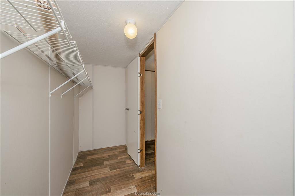 604 Sanders Lane, Franklin, TX 77856