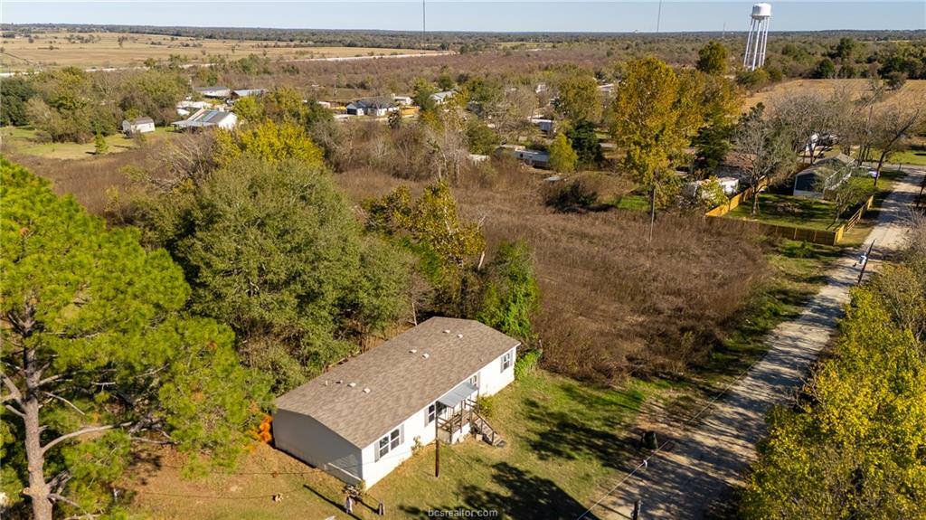 604 Sanders Lane, Franklin, TX 77856