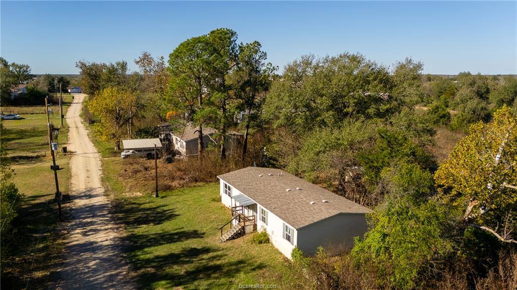 604 Sanders Lane, Franklin, TX 77856