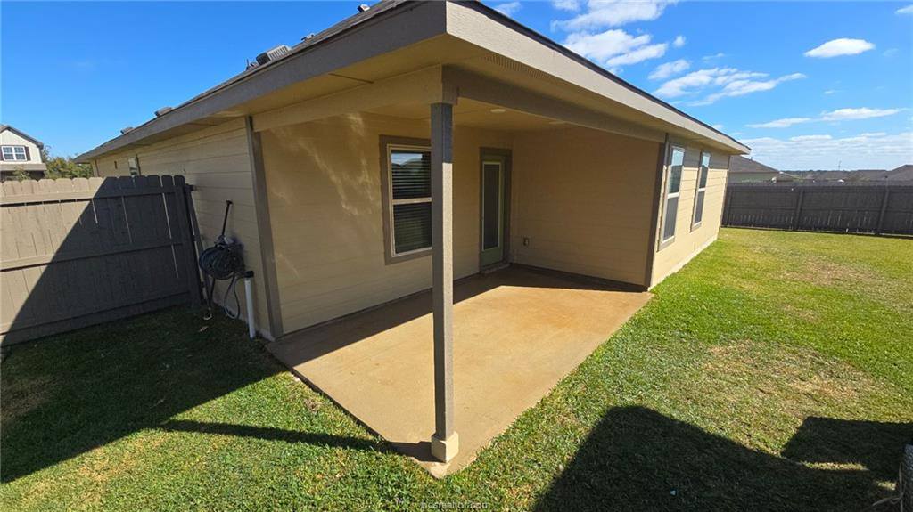 2029 Rock Ridge Avenue, Bryan, TX 77807