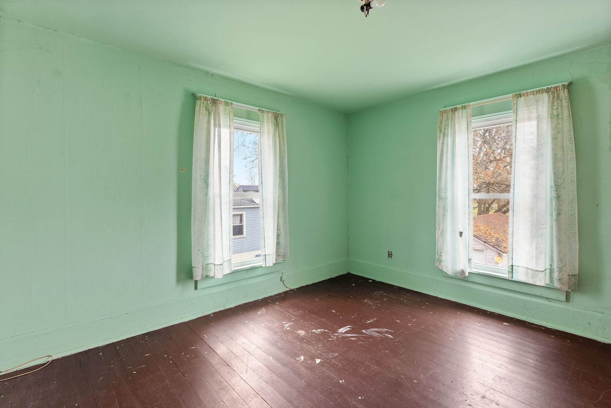 315 W Locust St, Cambridge, IL 61238