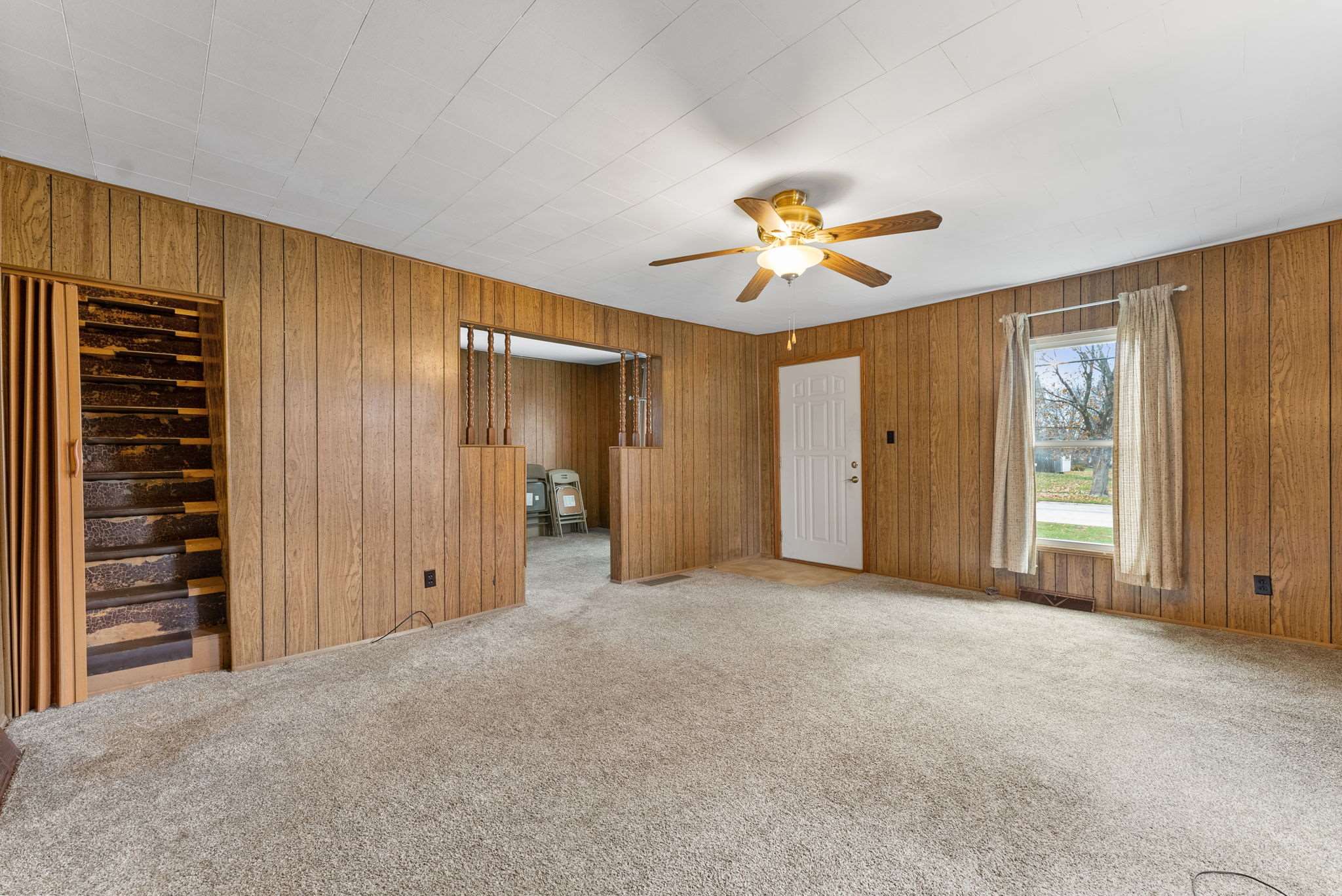 315 W Locust St, Cambridge, IL 61238