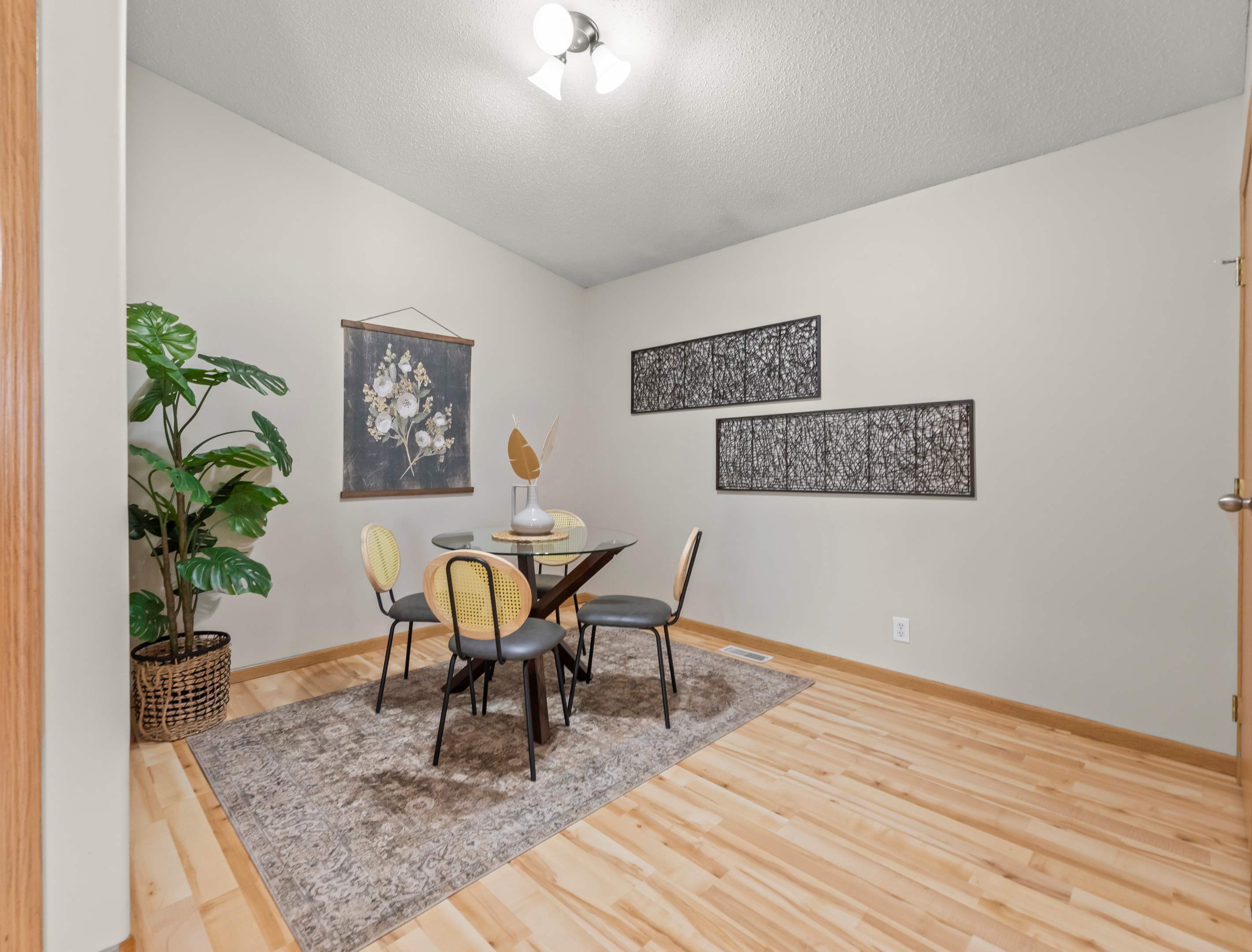 4318 39 1/2 Ave S, Fargo, ND 58104