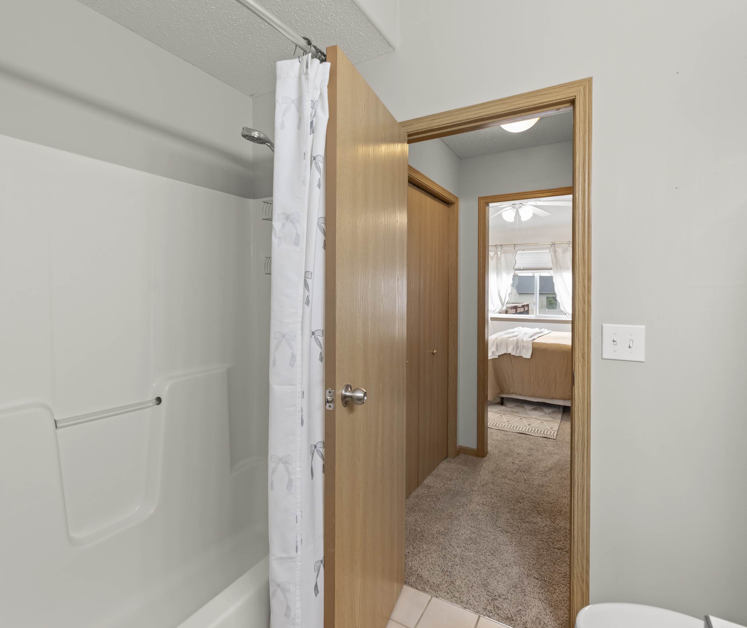 4318 39 1/2 Ave S, Fargo, ND 58104