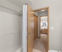 4318 39 1/2 Ave S, Fargo, ND 58104