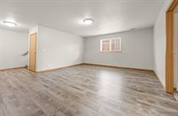 4318 39 1/2 Ave S, Fargo, ND 58104