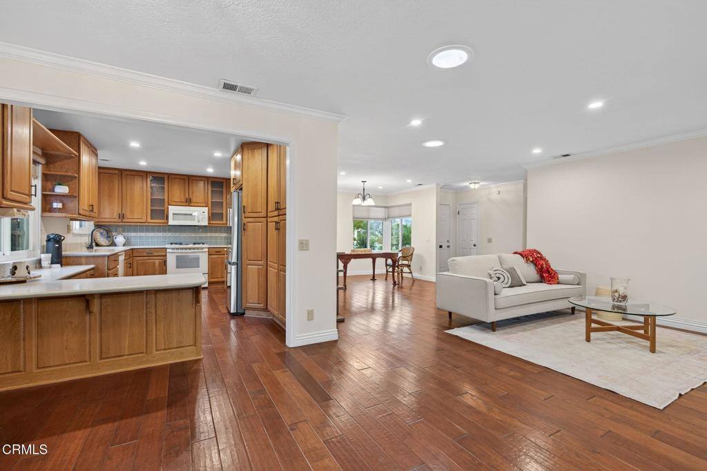 287 Oberlin Avenue, Ventura, CA 93003