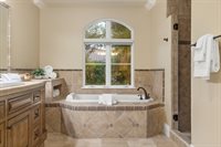 12750 Macdonald Drive, Ojai, CA 93023