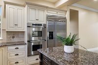 12750 Macdonald Drive, Ojai, CA 93023