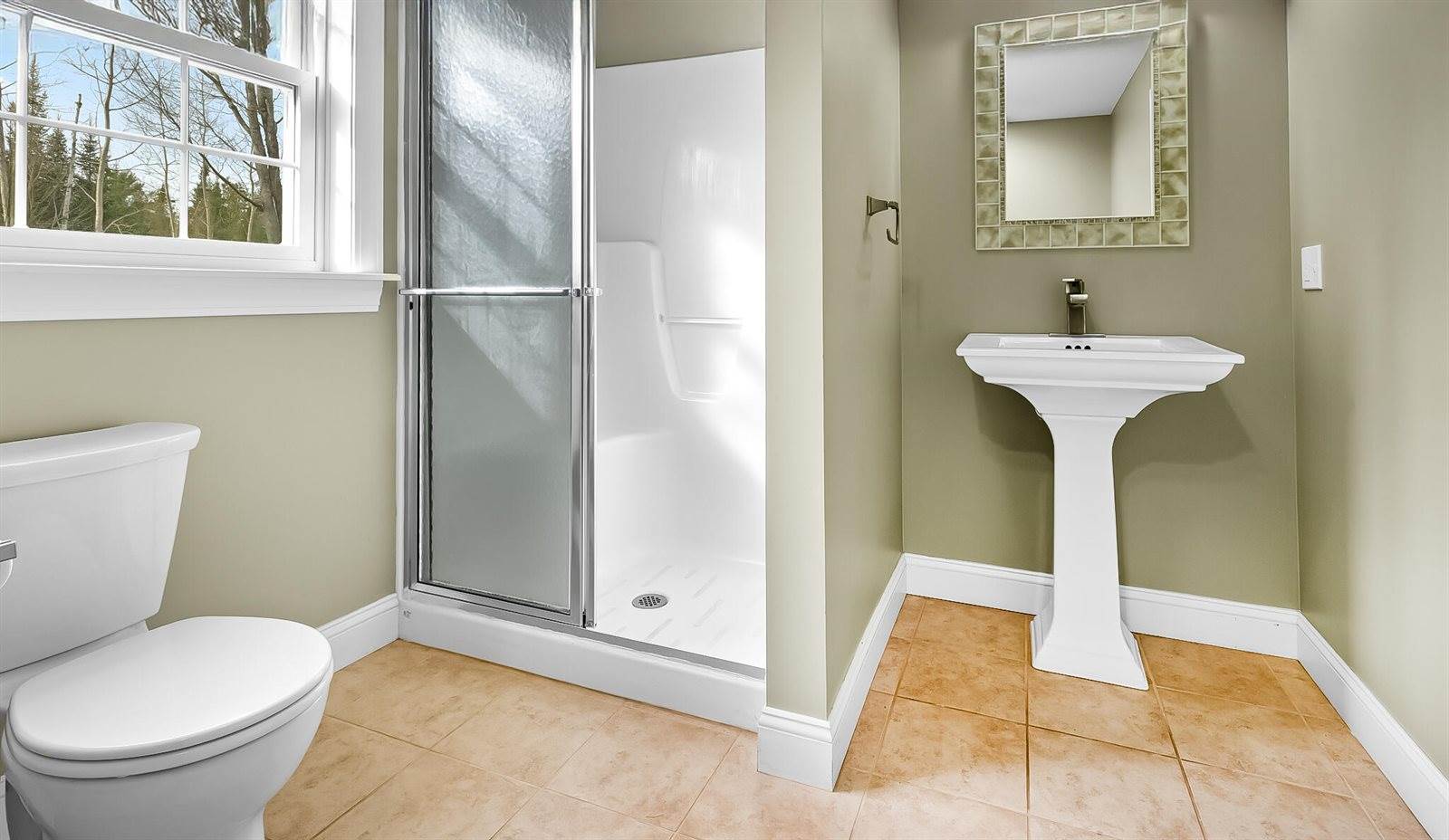 183 Skyline Road, Bangor, ME 04401