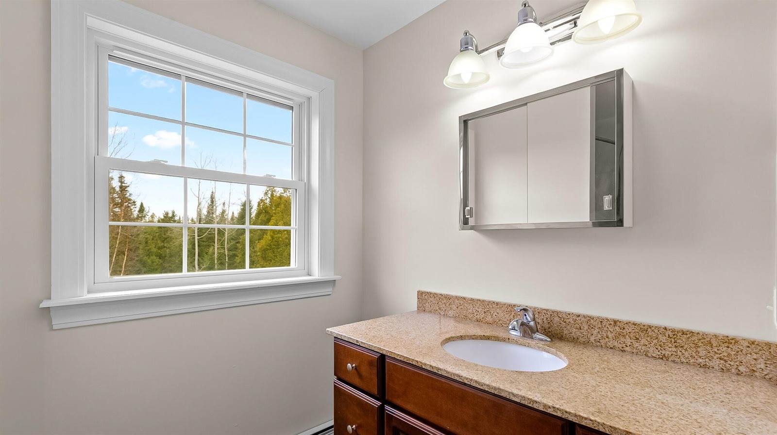 183 Skyline Road, Bangor, ME 04401