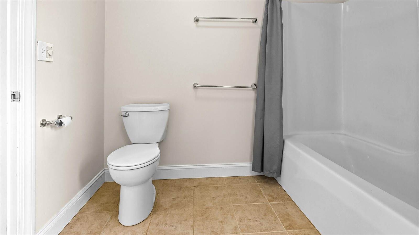 183 Skyline Road, Bangor, ME 04401