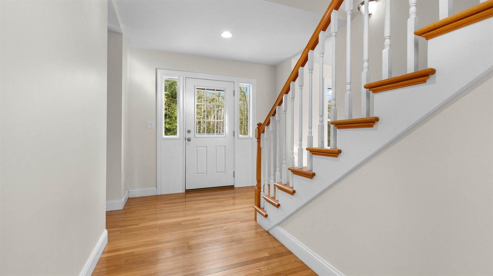 183 Skyline Road, Bangor, ME 04401