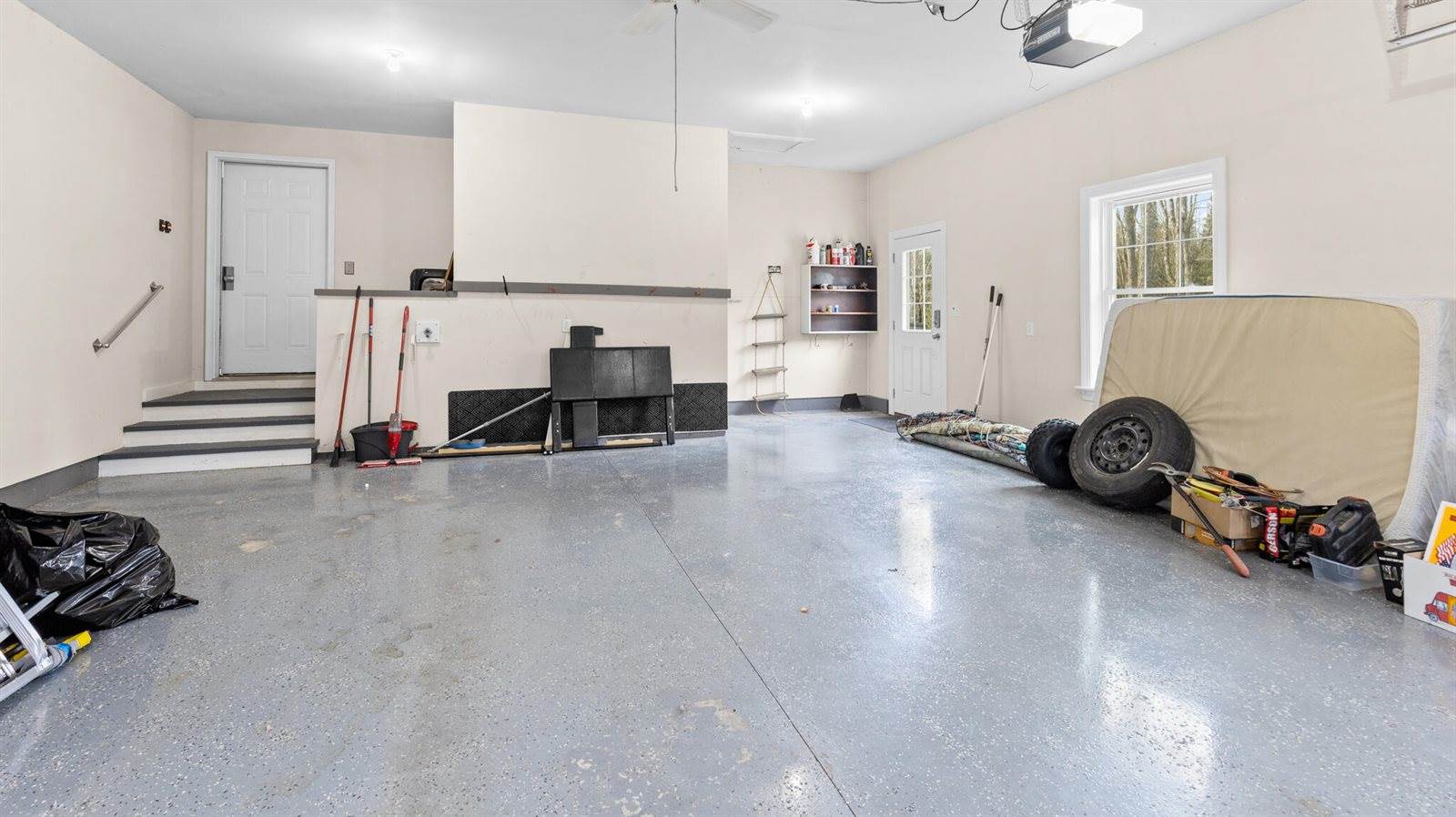 183 Skyline Road, Bangor, ME 04401