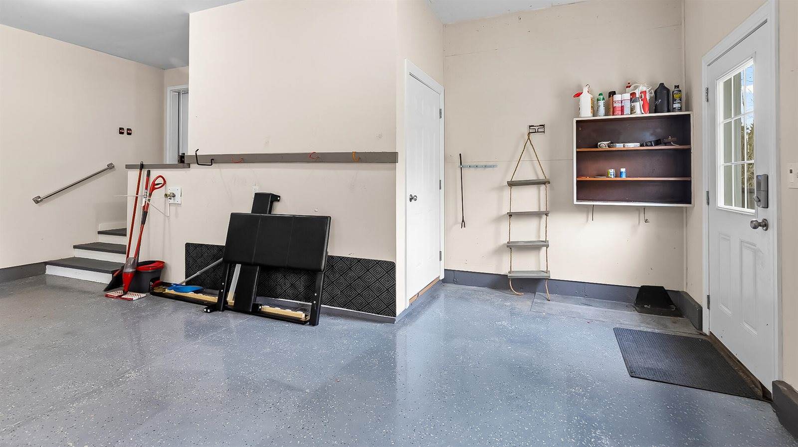 183 Skyline Road, Bangor, ME 04401