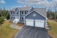 183 Skyline Road, Bangor, ME 04401