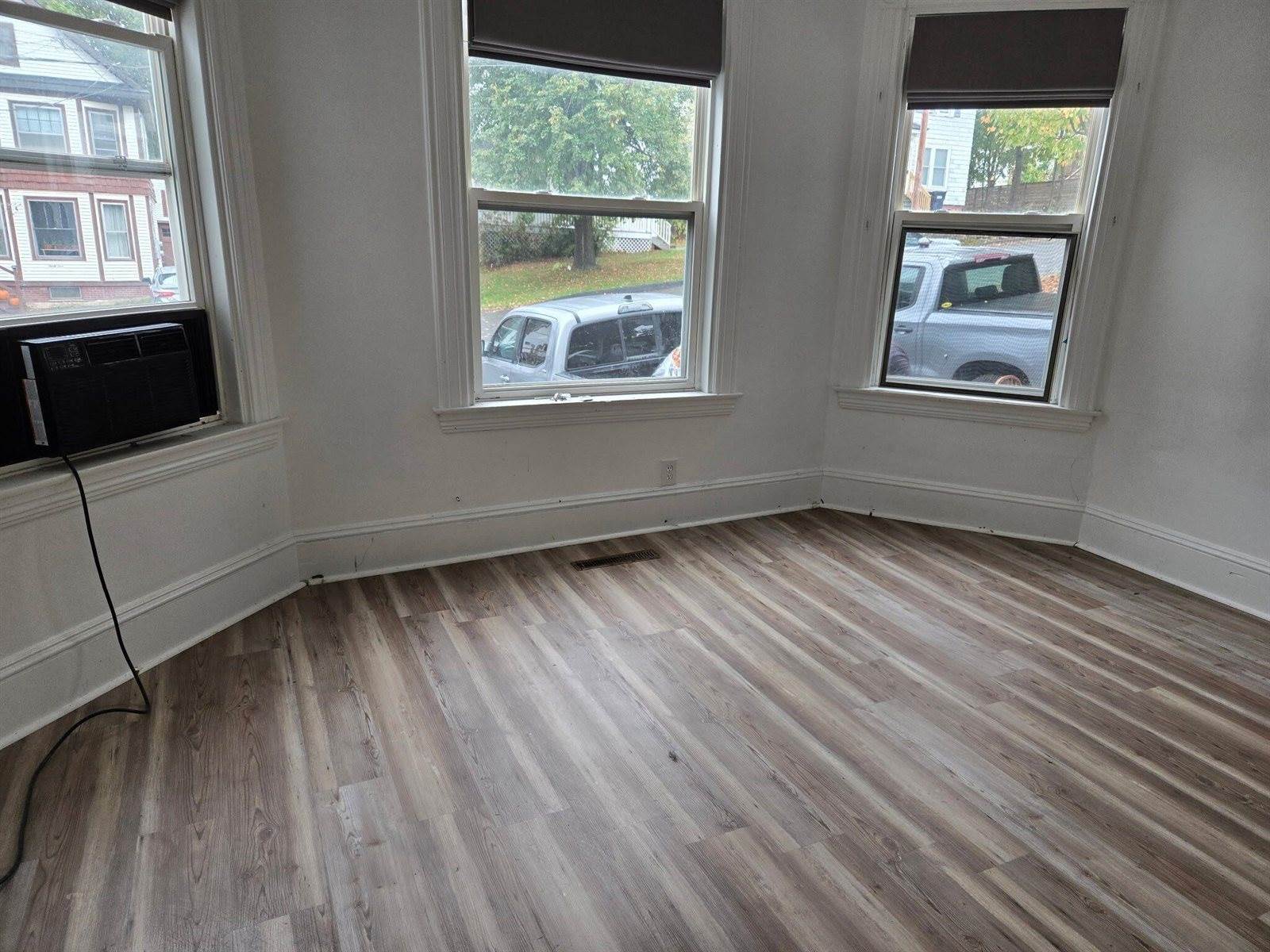 34 Winter Street, Bangor, ME 04401