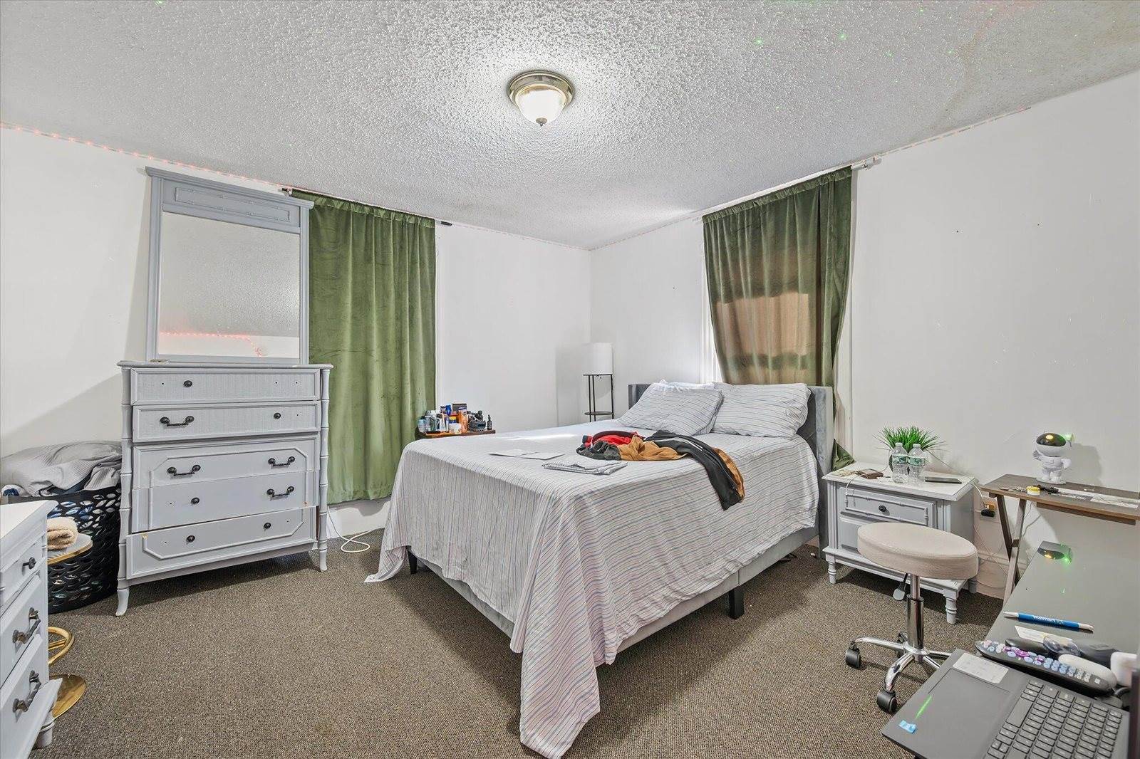 34 Winter Street, Bangor, ME 04401