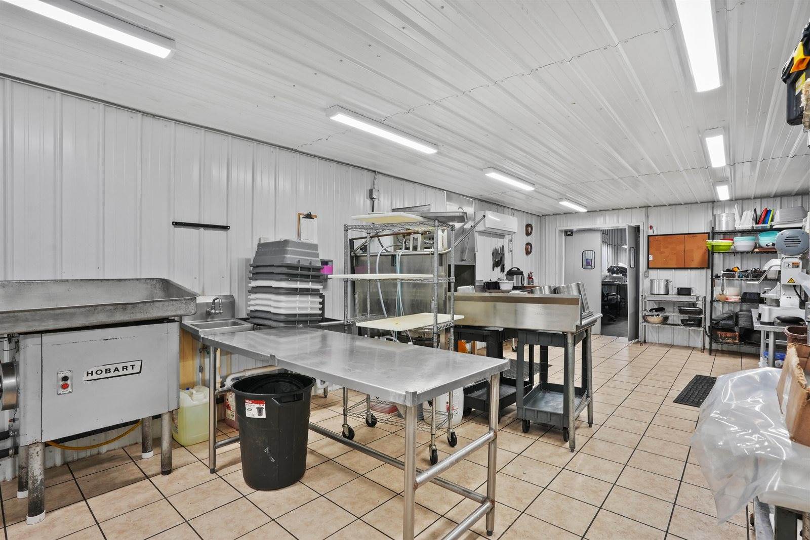 2121 West Houghton Lake Drive, Prudenville, MI 48651