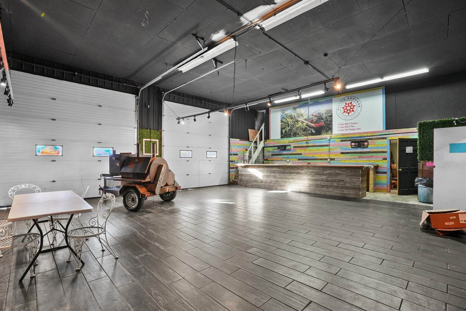 2121 West Houghton Lake Drive, Prudenville, MI 48651