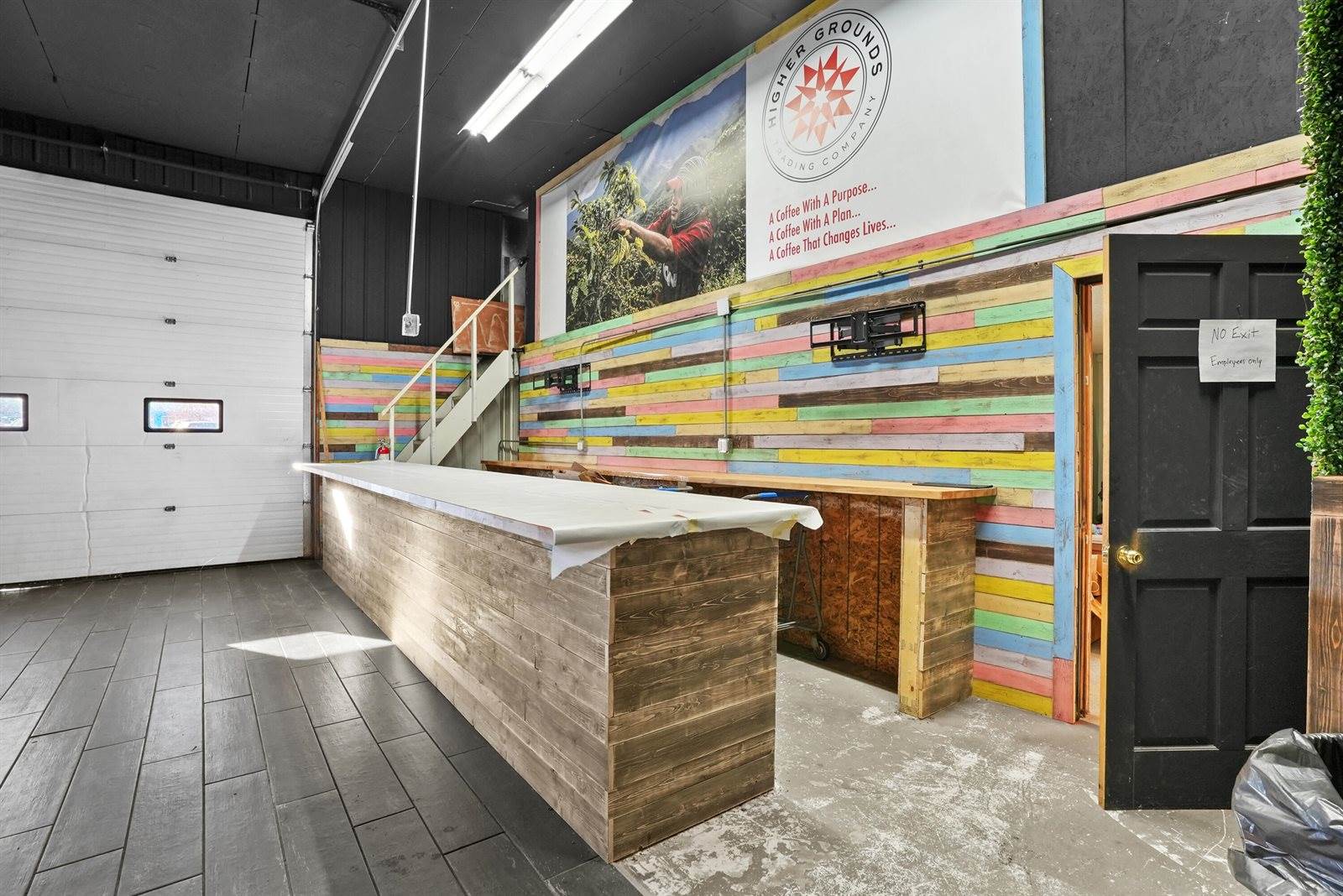 2121 West Houghton Lake Drive, Prudenville, MI 48651